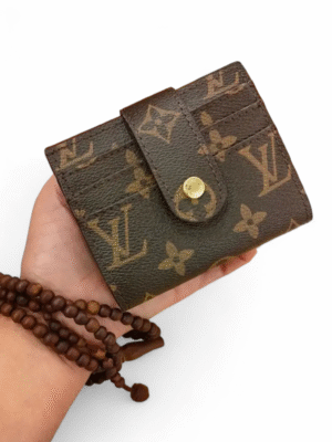 Louis Vuitton wallet card holder b1+ Brand box  , size 10*8
