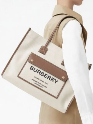 Burberry Freya Canvas & Leather , Size 40*30