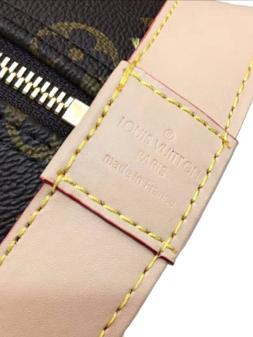 ⁦Louis Vuitton Alma PM + Brand Box , size  30*22⁩ - الصورة ⁦9⁩