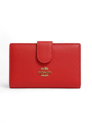 COACH Medium Corner Zip Wallet + Brand Box , size 14*9 .. C15