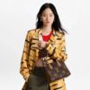 Louis Vuitton Monogram OnTheGo PM + Dust cover , Size 25*21 - Thumbnail Image 13