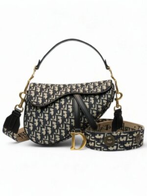 Christian Dior saddle bag +Brand Box , size 24*17 bk
