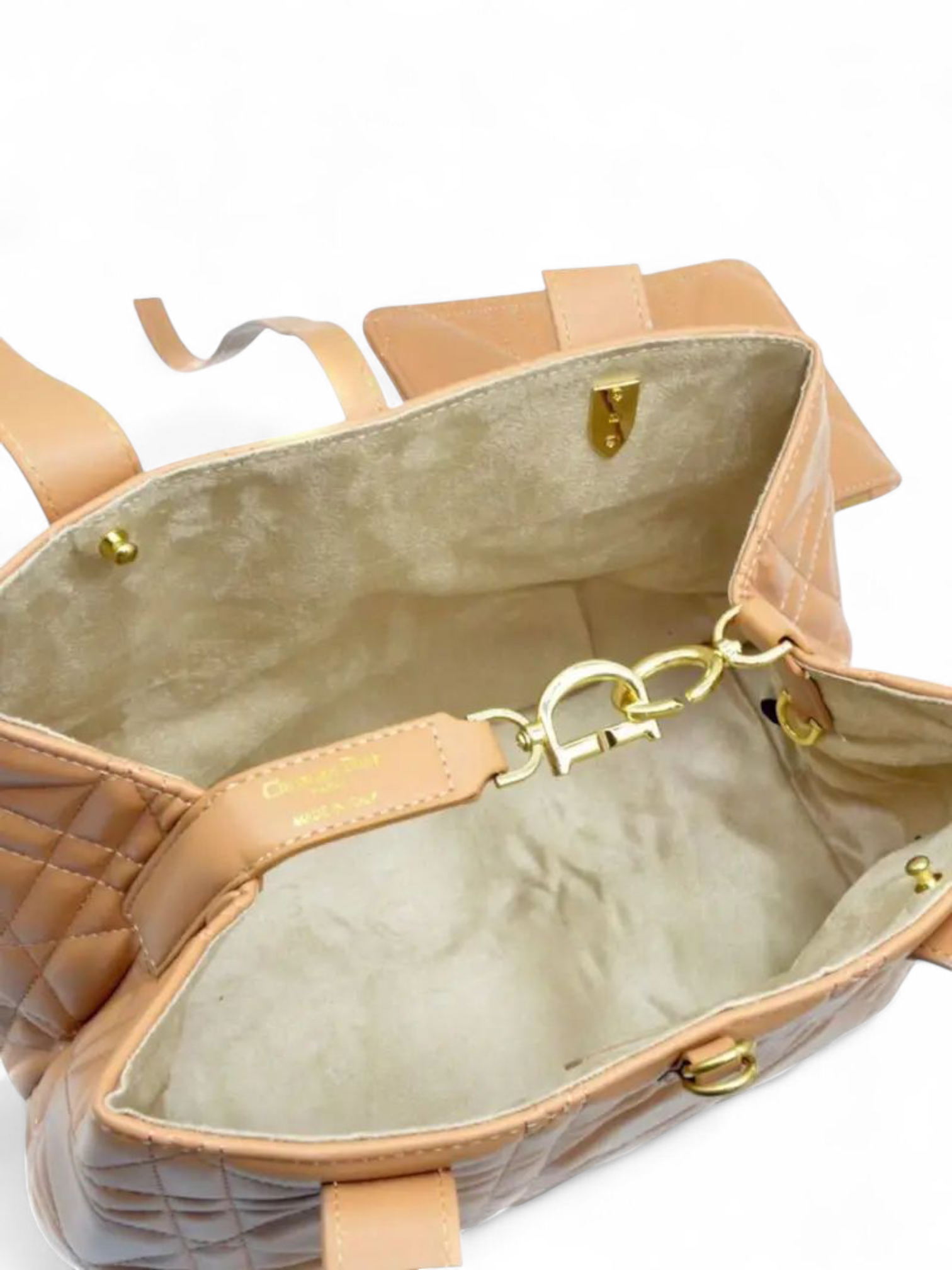 5dceeffe1ad8aba2dafadcaab7401be4 (1)