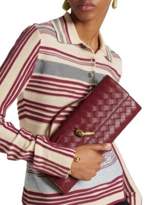 Bottega VenetaAndiamo Intrecciato leather clutch + Dust cover , size 30*13