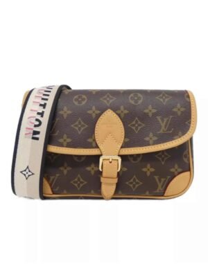 Louis Vuitton Monogram DIANE + Box , size 25x15