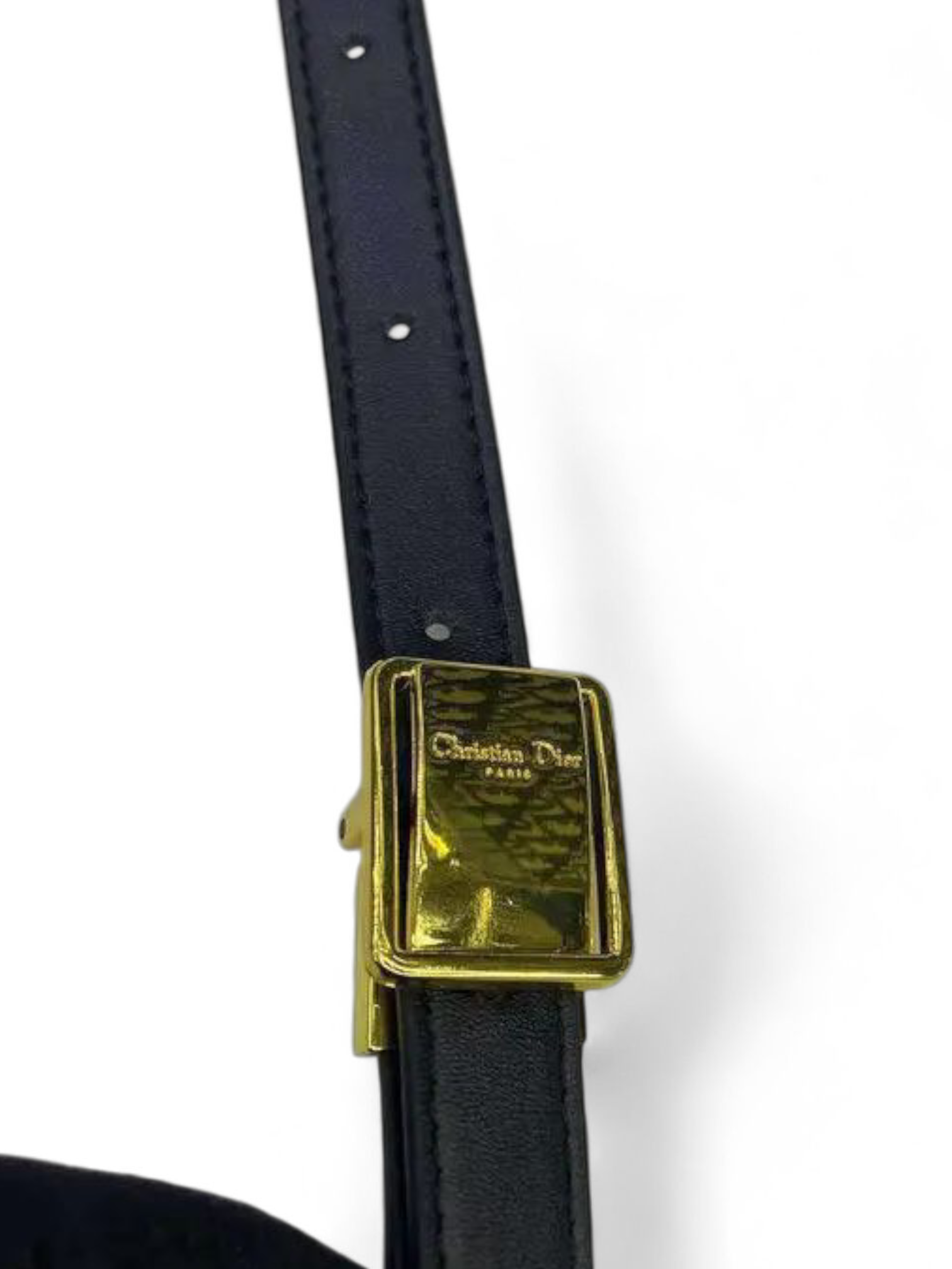 d1ii0c8r1heMC1UBliROzZ0Rvdb22F44227728-4a8b-49fb-b29d-1ac3b5c58e63 (2)