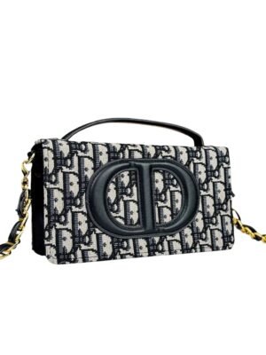 Christian Dior CD Signature + Brand Box , size  21x11 .. BFR