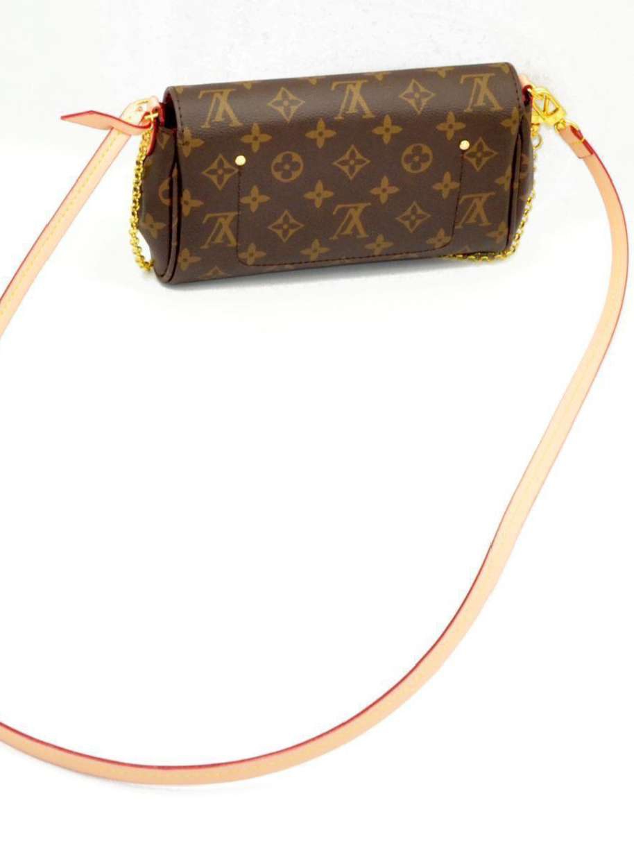⁦Louis Vuitton  Sac Palt Mirror Original + brand Box , size  23x20⁩ - الصورة ⁦6⁩