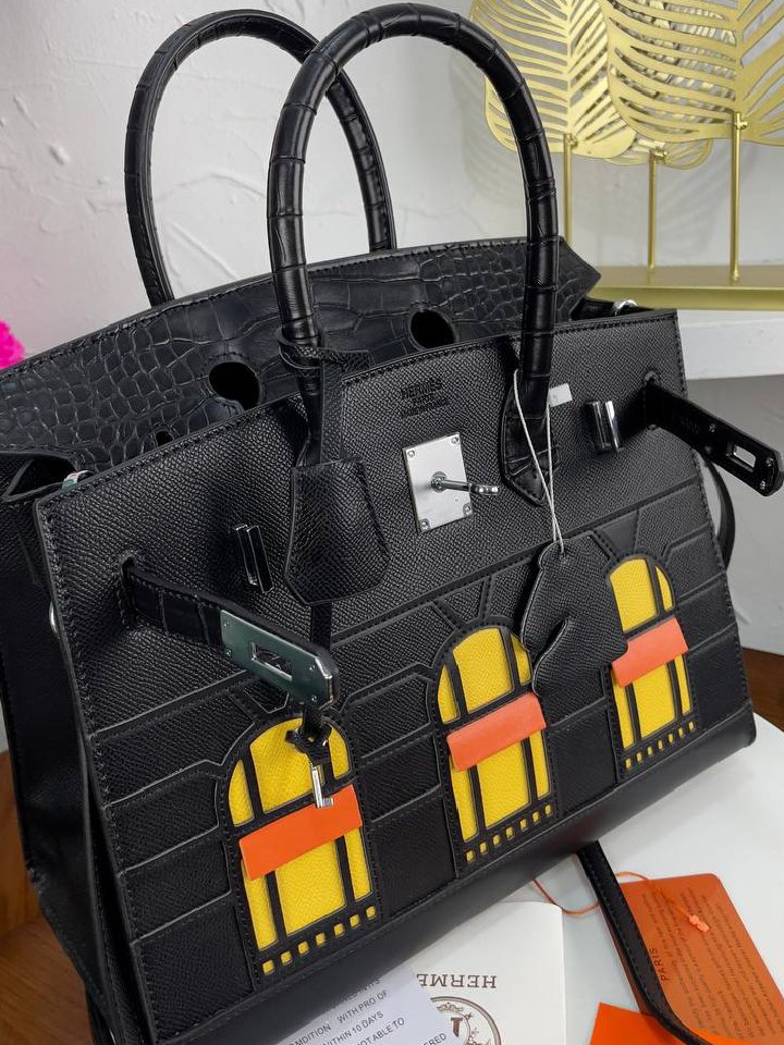 ⁦HERMES Faubourg 30 Limited Edition  Birkin  + Brand Box , Size  30x23⁩ - الصورة ⁦7⁩
