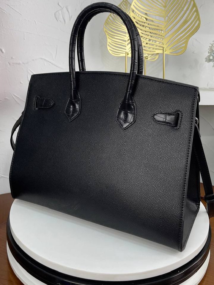 ⁦HERMES Faubourg 30 Limited Edition  Birkin  + Brand Box , Size  30x23⁩ - الصورة ⁦10⁩