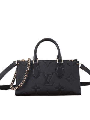 LOUIS VUITTON OnTheGo East West
+  dust cover , size 26x14