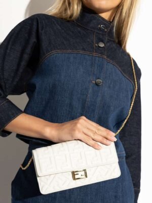 FENDI Wallet On Chain Baguette ,  + Brand Box , size 20x10
