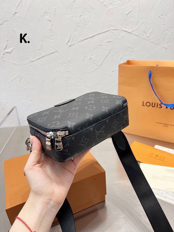 ⁦Louis Vuitton Monogram Eclipse Alpha Wearable , Mirror Original + Brand Box , size 19*12⁩ - الصورة ⁦4⁩