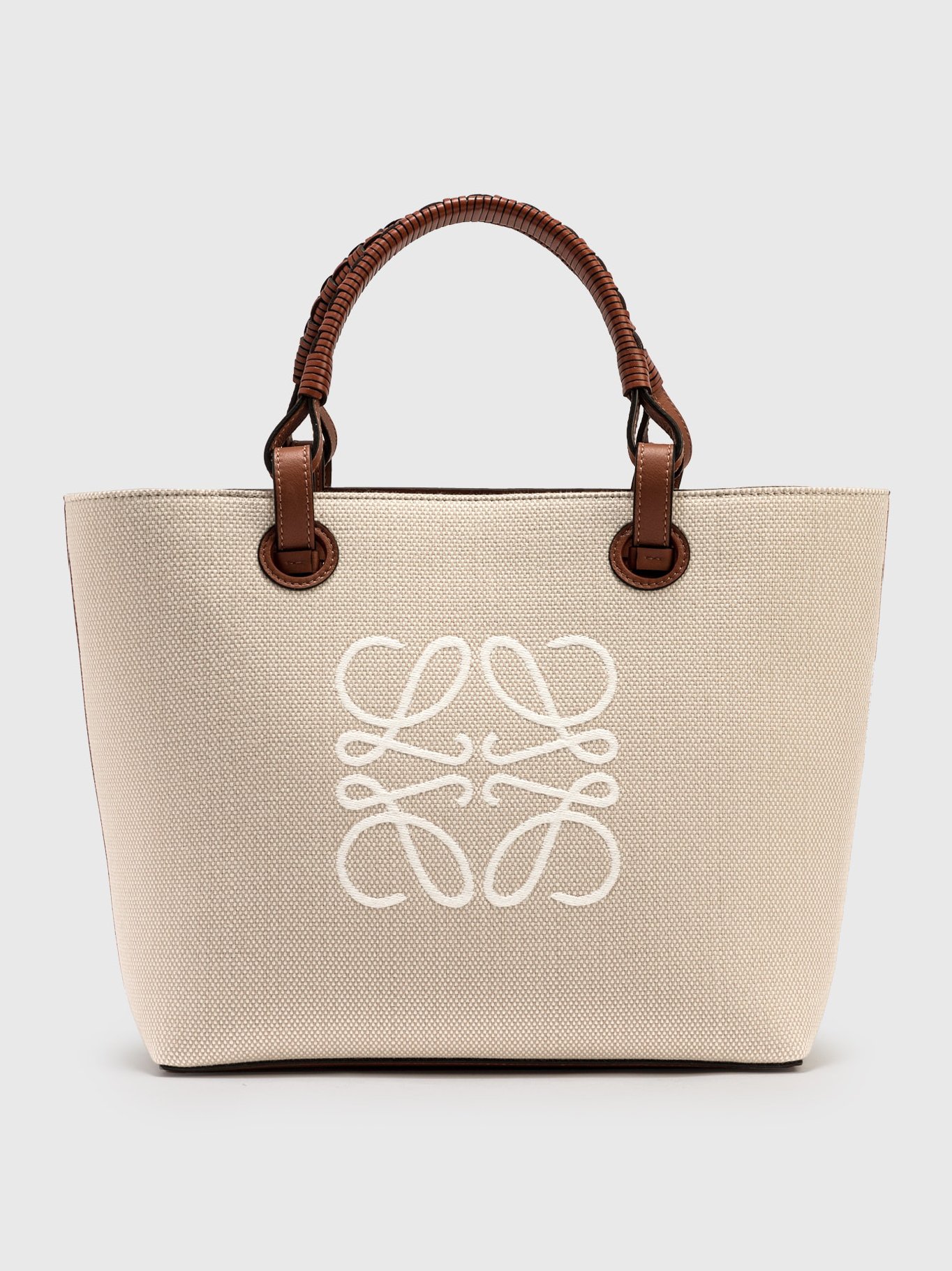 ⁦LOEWE Anagram Shoulder Tote Bag Canvas Beige , Mirror Original , (size 29*21)⁩ - الصورة ⁦1⁩