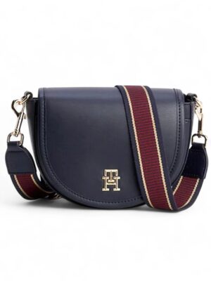 Tommy Hilfiger Summer saddle bag  , size 19*14