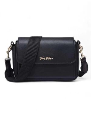 Tommy Hilfiger Iconic Crossbody Smooth Grain , size 20*14 .. ofr