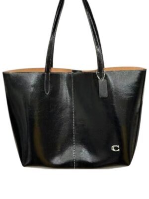 COACH North Tote 32  + Brand Box , size 44*29