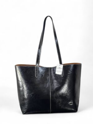 COACH North Tote 32  + Brand Box , size 44*29