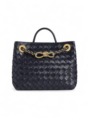 Bottega Venetta Small Andiamo Chain  + Dust Cover , size 25*22 .. ofr