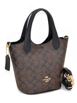 Coach Hanna bucket bag  + Brand Box , size 26*22