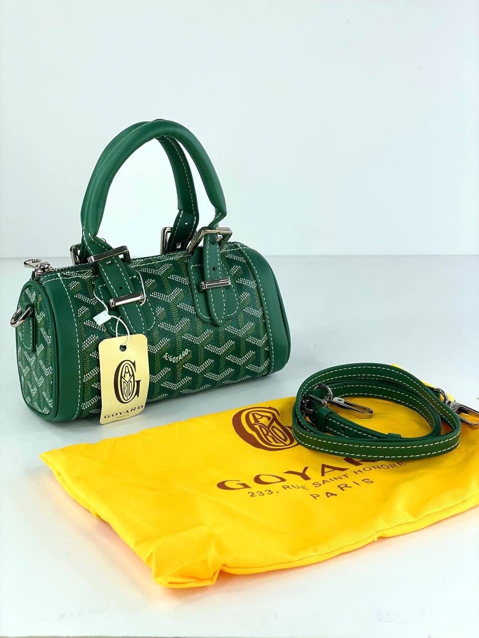 ⁦GoyardMini Goyardine Croisiere Bag + Dust Cover , size 19*10⁩ - الصورة ⁦11⁩
