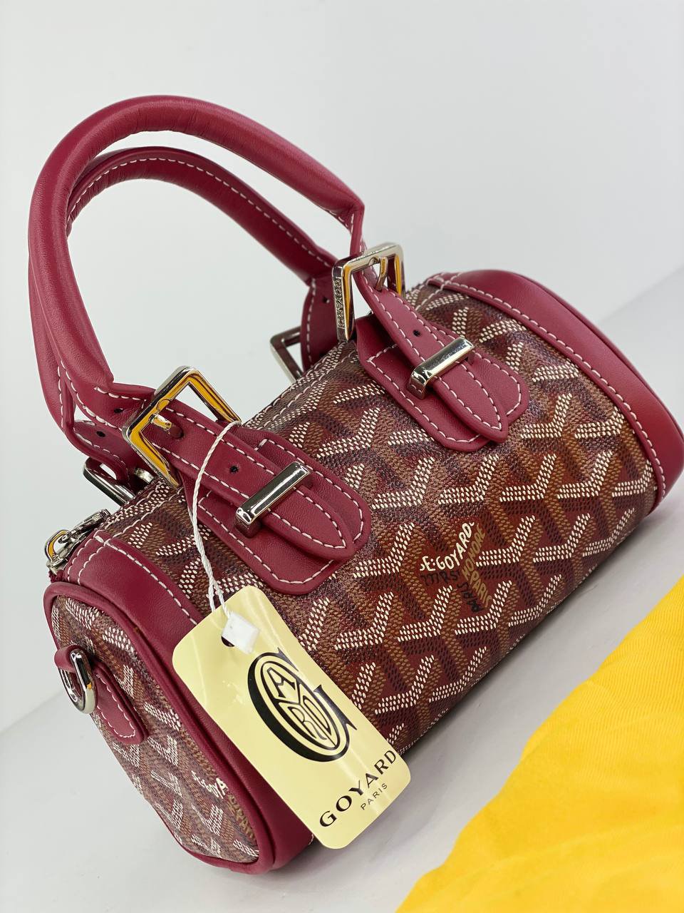 ⁦GoyardMini Goyardine Croisiere Bag + Dust Cover , size 19*10⁩ - الصورة ⁦6⁩