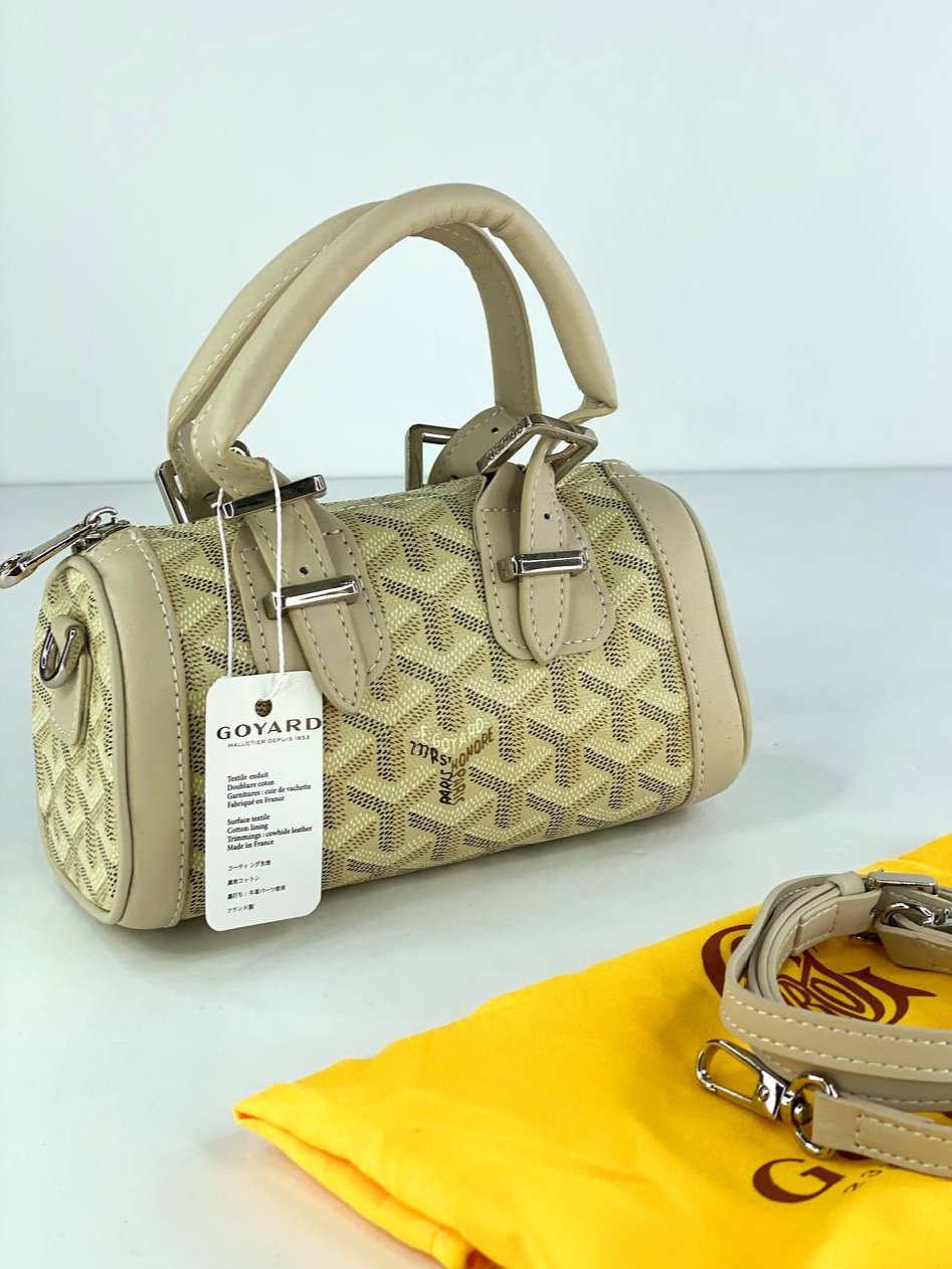 ⁦GoyardMini Goyardine Croisiere Bag + Dust Cover , size 19*10⁩ - الصورة ⁦13⁩