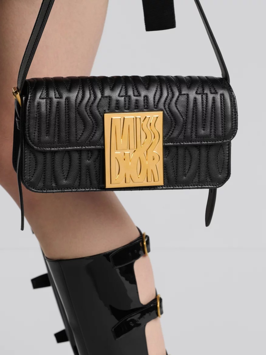 LOOK_F_24_4_LOOK_734_E17