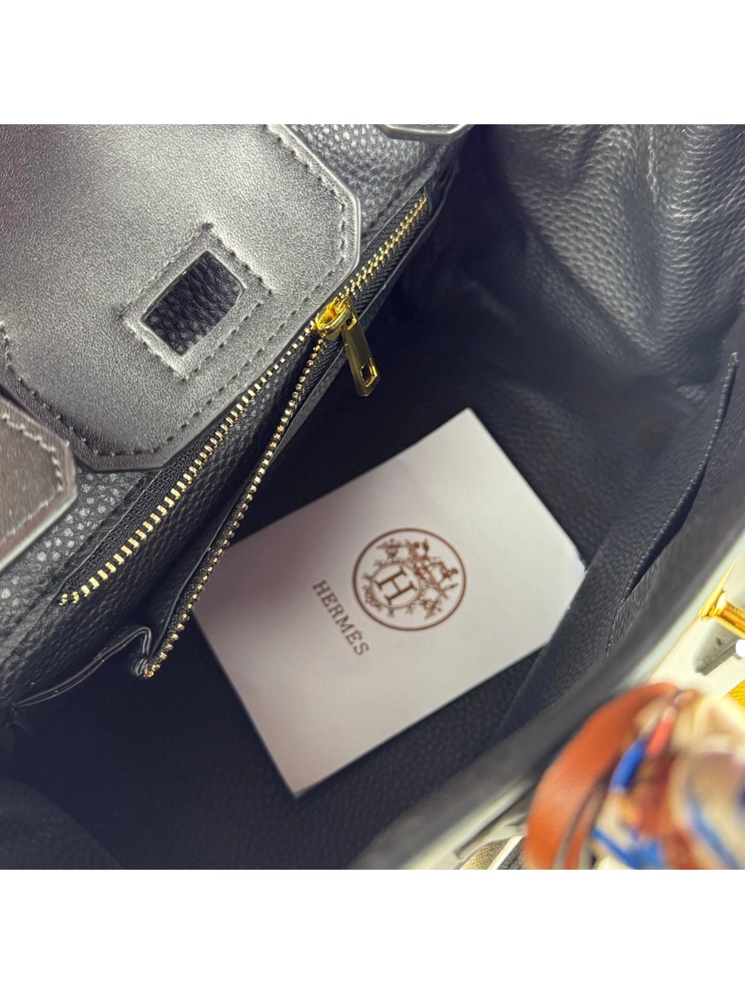 ⁦Hermes Two Tone Genuine Leather Canvas Birkin 30 , size 28x19⁩ - الصورة ⁦4⁩