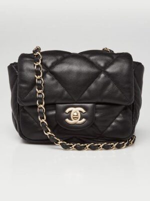 CHANEL 19 Puffy Bubbly Small Square Flap Bag
 + Brand Box , size 22*17