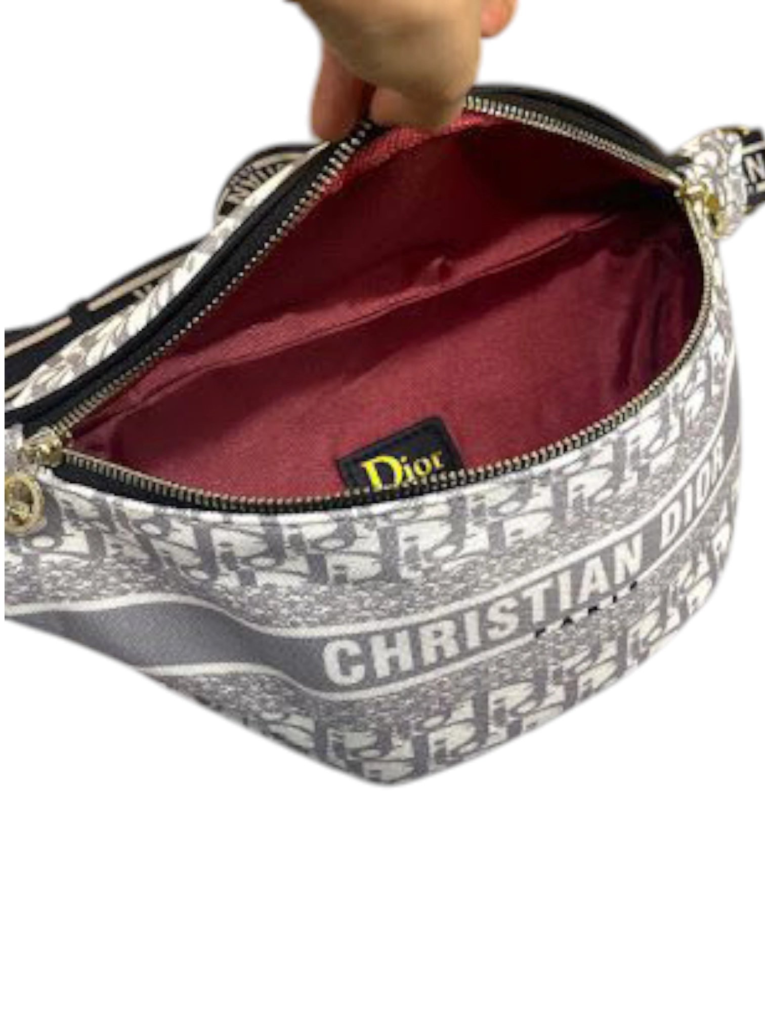 ⁦Christian Dior  Belt bag size 27*13 .. BFR⁩ - الصورة ⁦6⁩