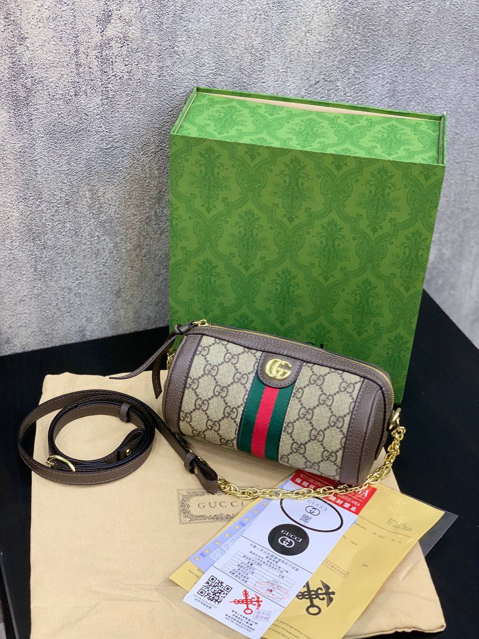 ⁦Gucci Mini Ophidia Gg Supreme Coated Canvas Leather Beige Brown

  + Brand Box , size 15*10 .. BFR⁩ - الصورة ⁦8⁩