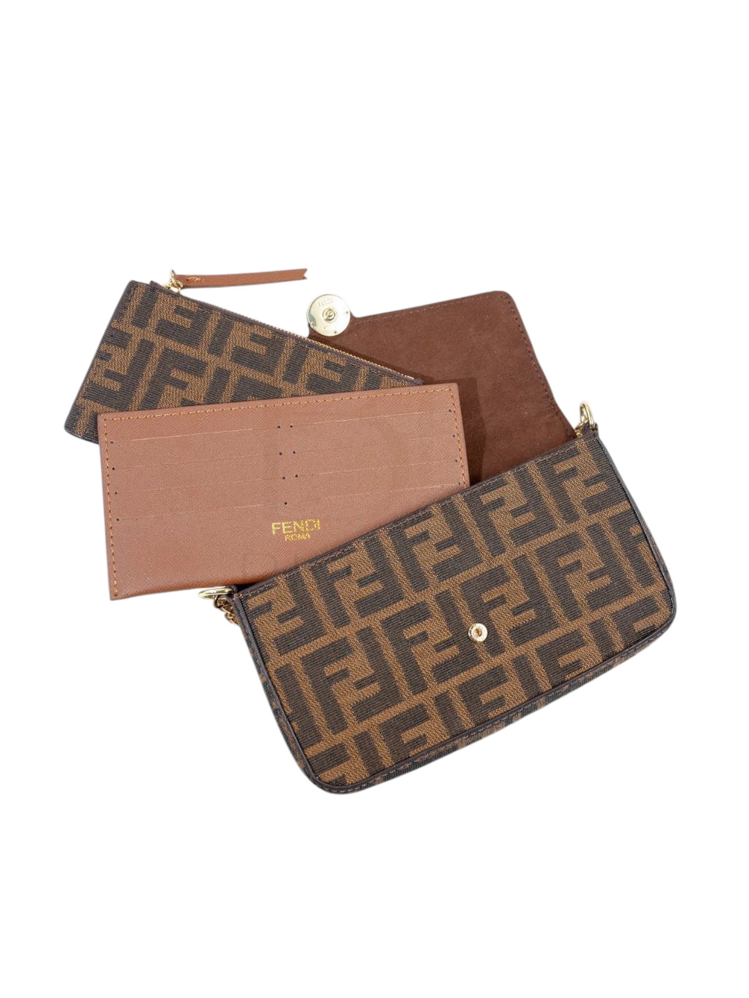 ⁦FENDI Wallet On Chain With Pouches in Zucca FF

 + Brand Box , size 23*13 .. BFR⁩ - الصورة ⁦1⁩