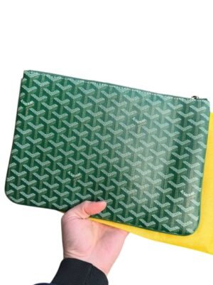 Goyard Goyardine Senat Pochette  Clutch+ Brand Box , size  30*18 .. EID