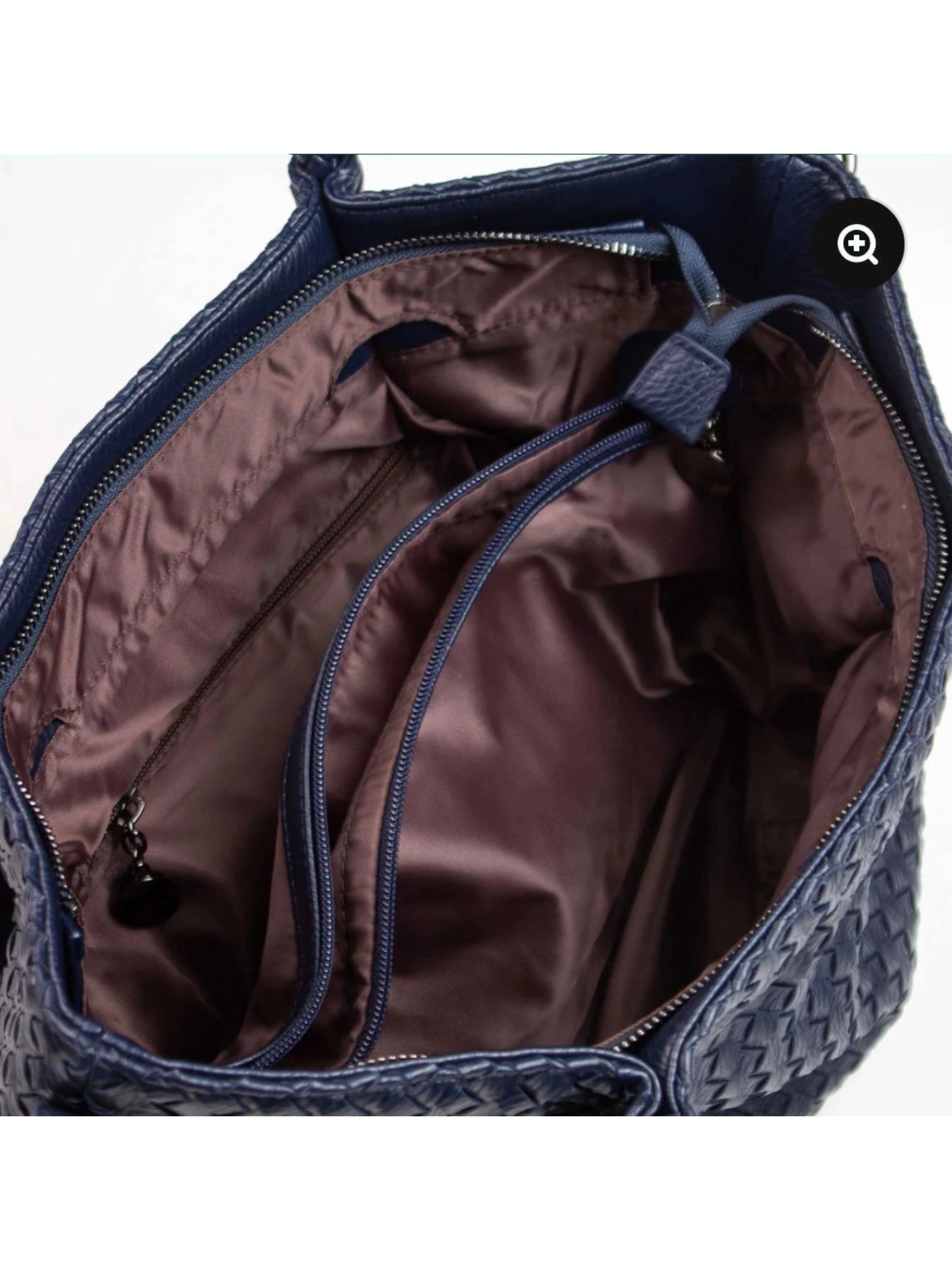 ⁦Vintage Bottega Veneta Intrecciato Nappa Tote   , size 45*28 bn⁩ - الصورة ⁦24⁩