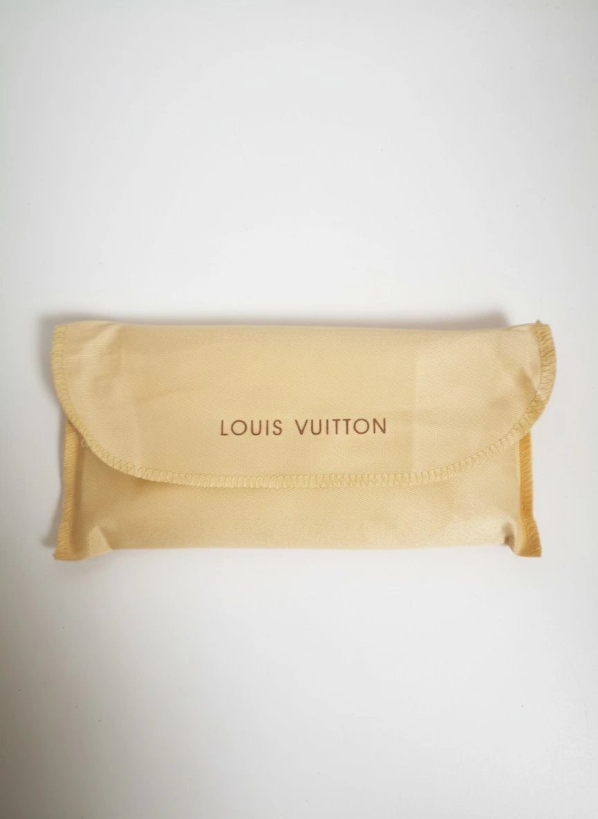 ⁦Louis Vuitton Rose Ballerine Damier Azur  Emilie Wallet
 + Dust cover, size 19*10⁩ - الصورة ⁦8⁩