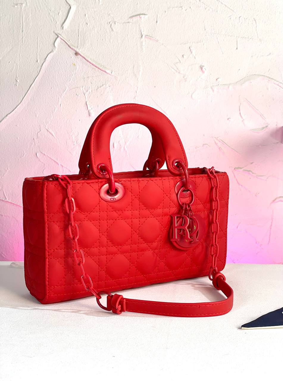 ⁦Christian Dior Medium Lady D Joy Bag Black Ultramatte  + Brand Box , size 27*15⁩ - الصورة ⁦14⁩