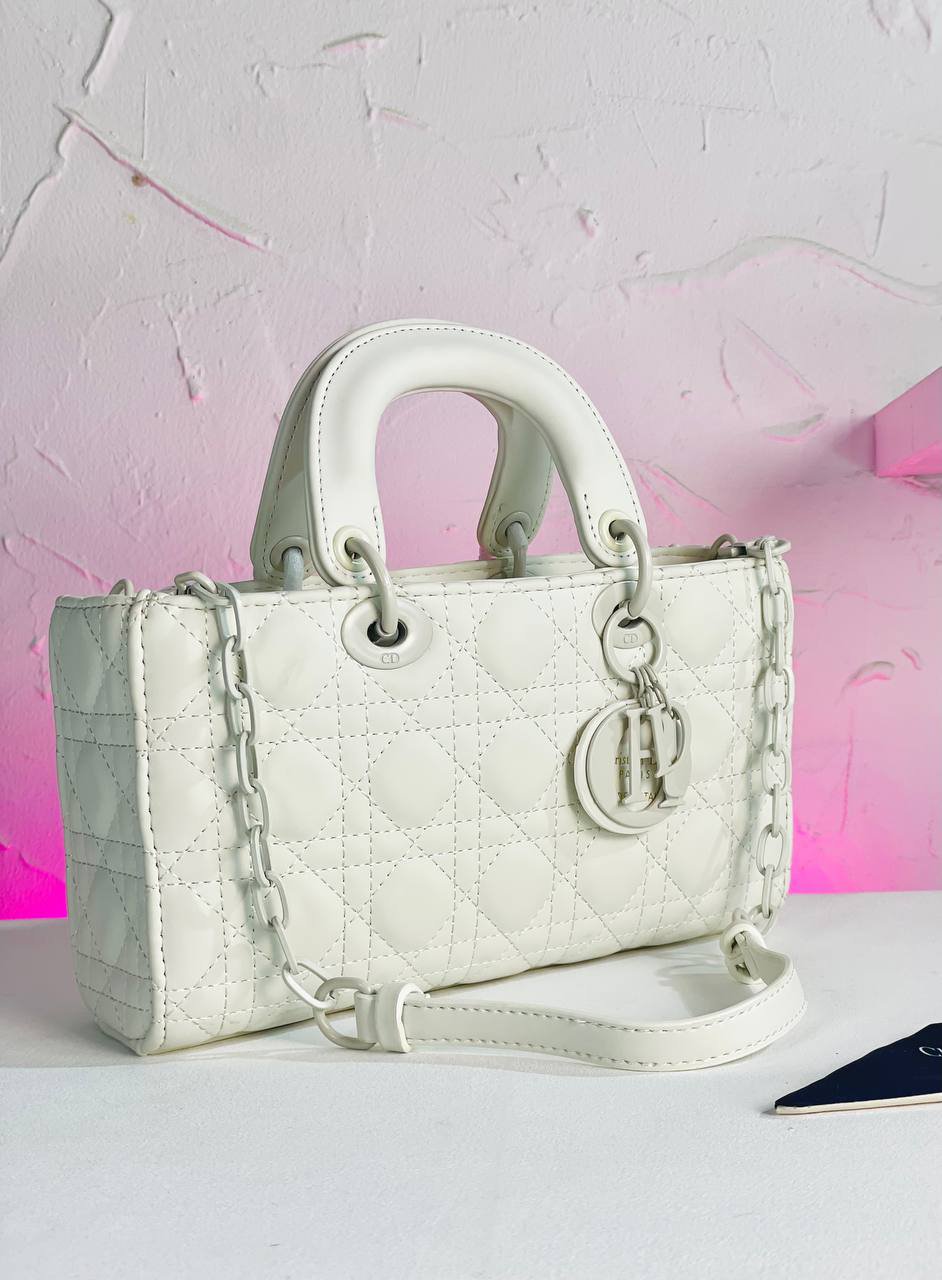 ⁦Christian Dior Medium Lady D Joy Bag Black Ultramatte  + Brand Box , size 27*15⁩ - الصورة ⁦12⁩
