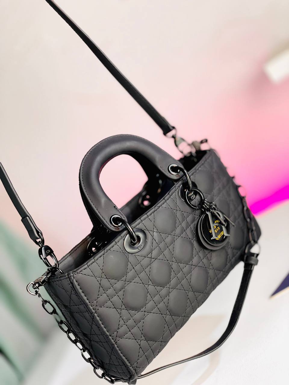⁦Christian Dior Medium Lady D Joy Bag Black Ultramatte  + Brand Box , size 27*15⁩ - الصورة ⁦8⁩