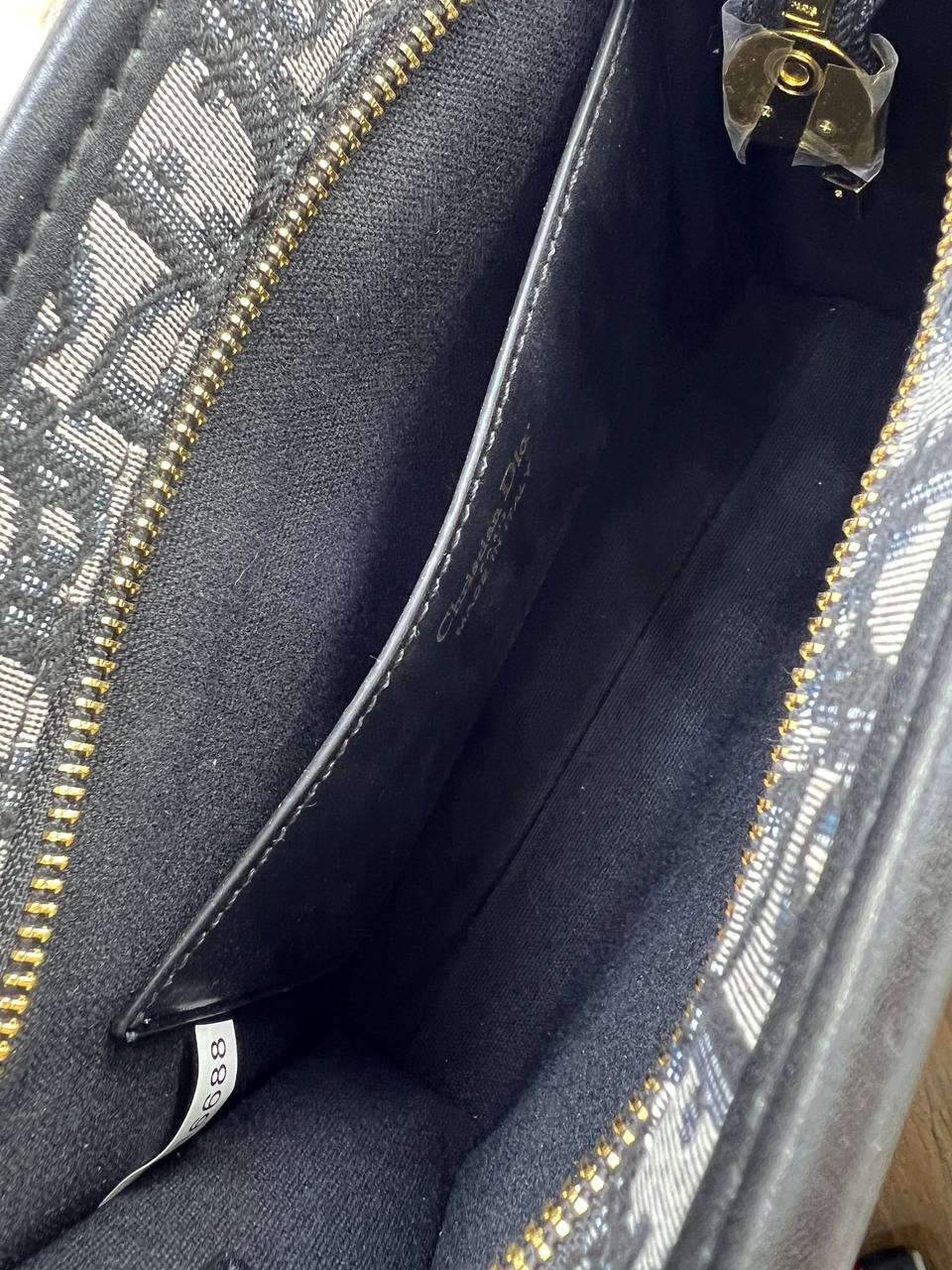 ⁦Christian Dior clutch 30 Montaigne Dea Pouch + Brand Box , size 26*20⁩ - الصورة ⁦8⁩