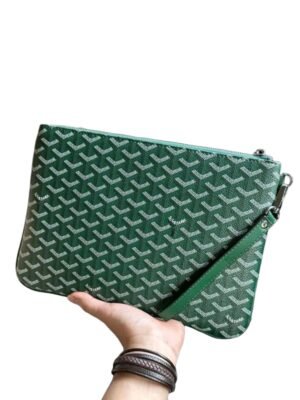 Goyard Pouch + Brand Box , Clutch size 29*9