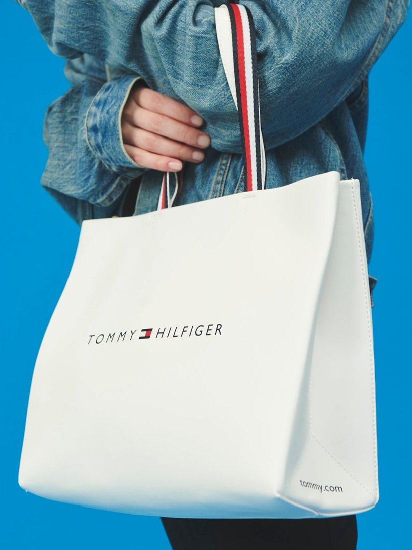 ⁦TOMMY HILFIGER Shopper Tote Bag ، size 45x28⁩ - الصورة ⁦2⁩