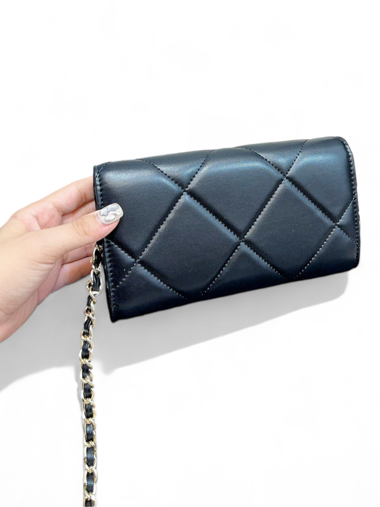 ⁦Chanel woc new rich bag + Brand Box , size 20*9⁩ - الصورة ⁦2⁩