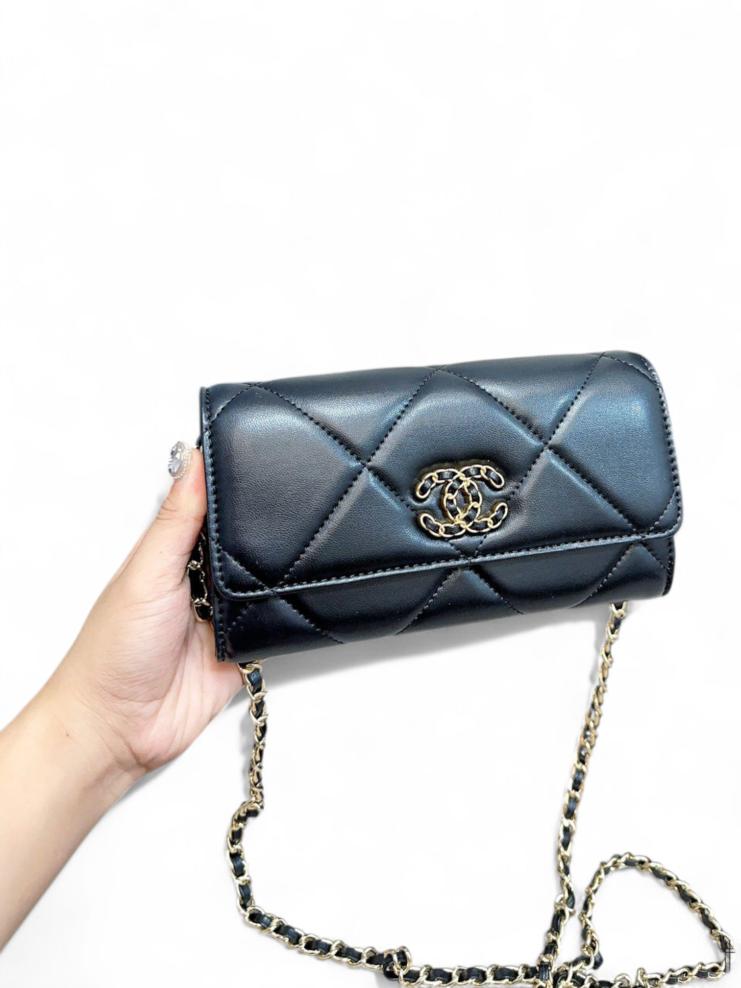 ⁦Chanel woc new rich bag + Brand Box , size 20*9⁩ - الصورة ⁦3⁩