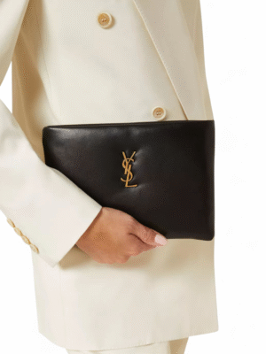 Saint Laurent
Saint Laurent Calypso Mini clutch Pouch + Brand Box , size 22*15