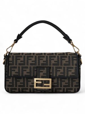 FENDI Baguette
Brown FF jacquard fabric bag + Brand Box , size 27*16