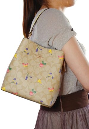 COACH Mini Town Bucket Bag Signature Dreamy Veggie Print + Brand Box, size  22*20