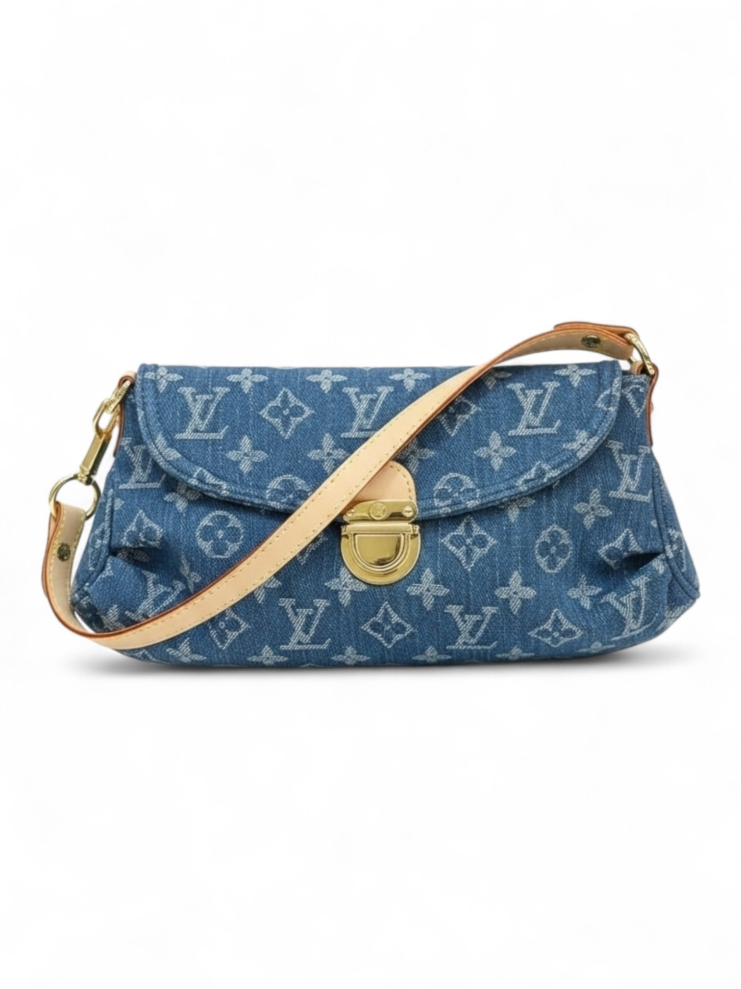 Louis Vuitton
Blue Monogram Denim Pleaty Bag + Brand Box , size 28*29