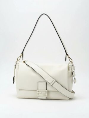 FENDI Mamma Baguette Medium  , size 31*19 .. ofr