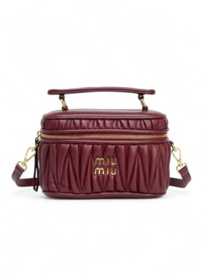 Miu Miu Matelasse Leather Mini Bag vanity .. ofr